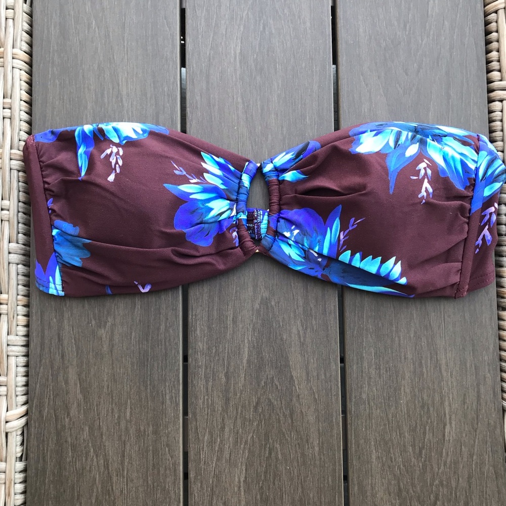 SUMMER SALE‼️ BCBGMAXAZRIA Floral Bikini Set US8